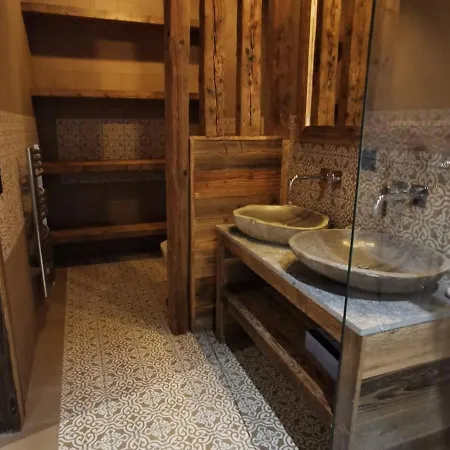 Cozy A 4* Avec Cheminee, Wifi, Et Balcon Proche Des Pistes Aux Gets - Fr-1-598-89 Les Gets