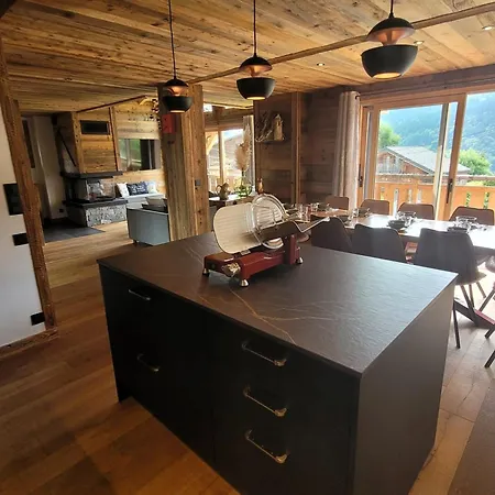 Cozy A 4* Avec Cheminee, Wifi, Et Balcon Proche Des Pistes Aux Gets - Fr-1-598-89 Les Gets
