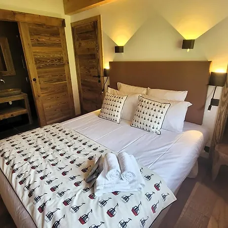 Cozy A 4* Avec Cheminee, Wifi, Et Balcon Proche Des Pistes Aux Gets - Fr-1-598-89 * Les Gets