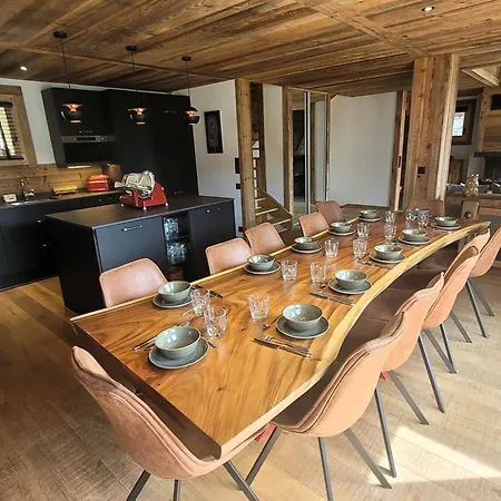Cozy A 4* Avec Cheminee, Wifi, Et Balcon Proche Des Pistes Aux Gets - Fr-1-598-89 Chalet